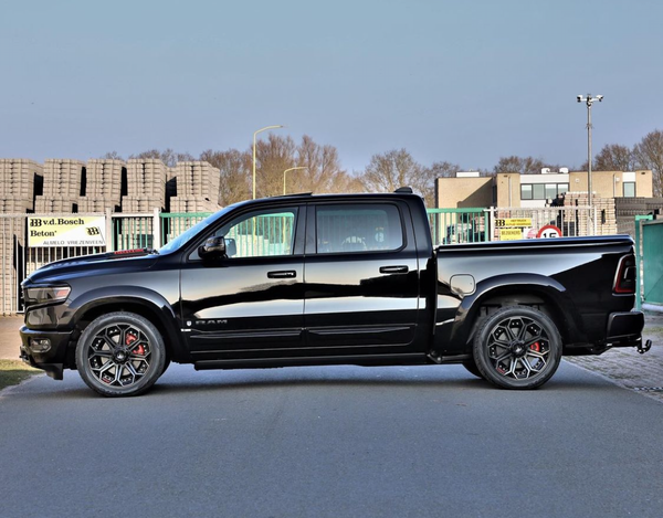 Dodge Ram with 20×10 Wheels 4P80 Gen 2