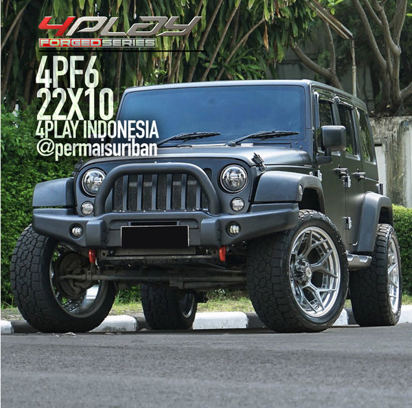 Jeep Wrangler with 22×10 Wheels 4PF6 Forged
