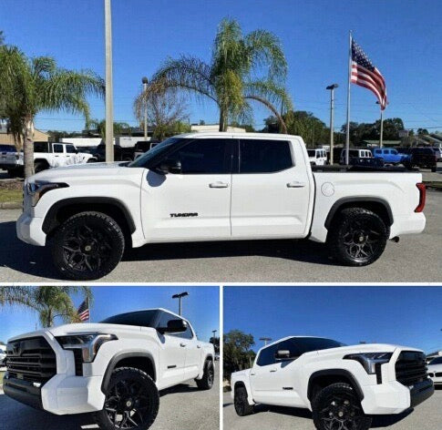 Toyota Tundra with 22×9 Wheels 4PS60 Sport Series