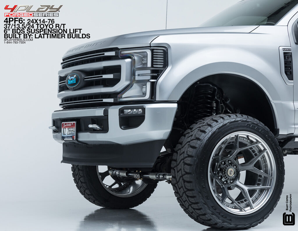 FORD F250 with 24x14 Wheels 4PF6 Forged on 37x13.5x24 Tires