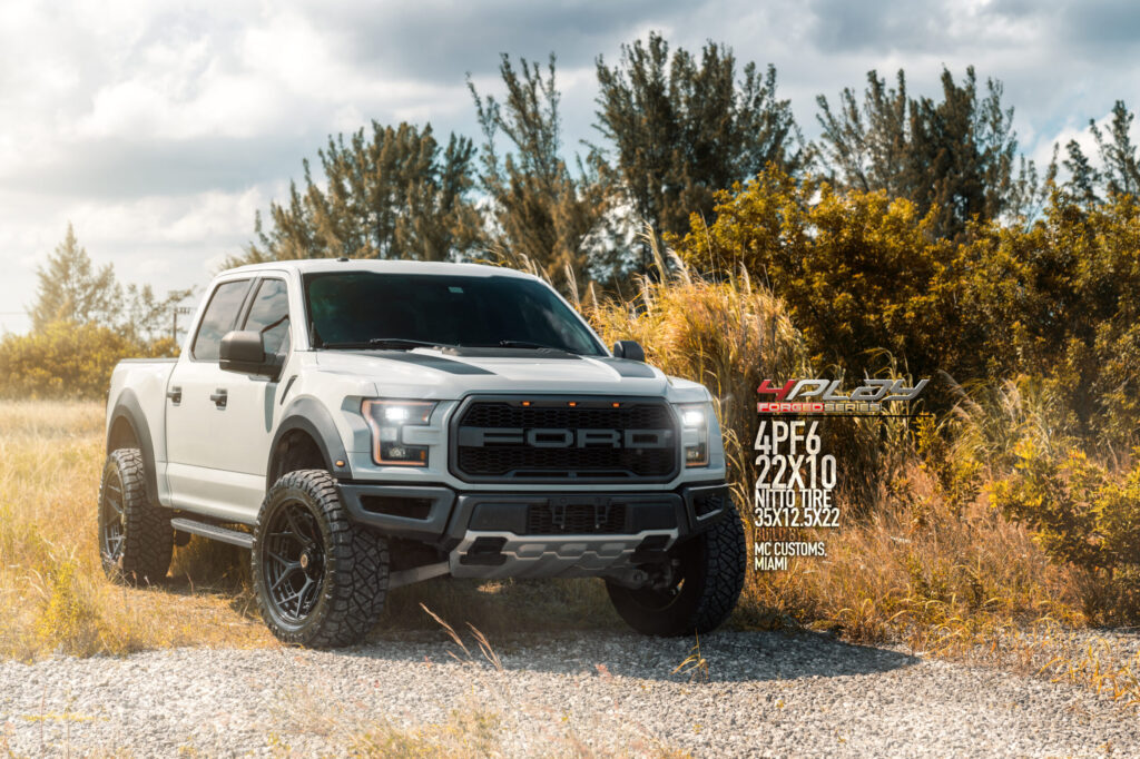 Ford Raptor with 22×10 Wheels 4PF6 Forged and 35×12.5×22 Tires