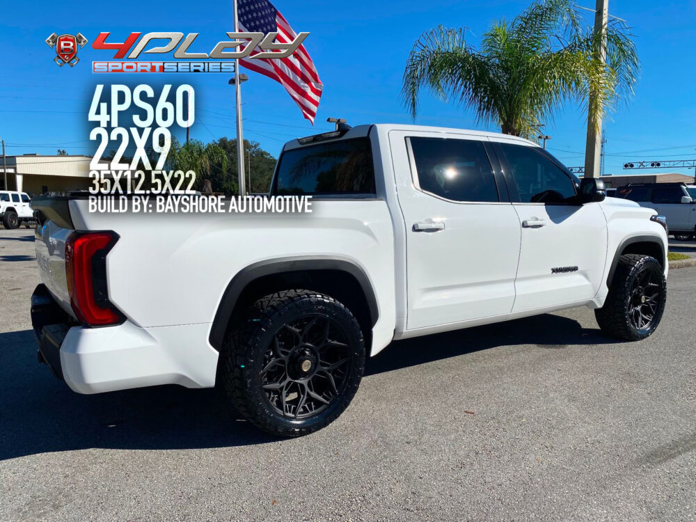 Off Road Wheels for White Toyota Tundra