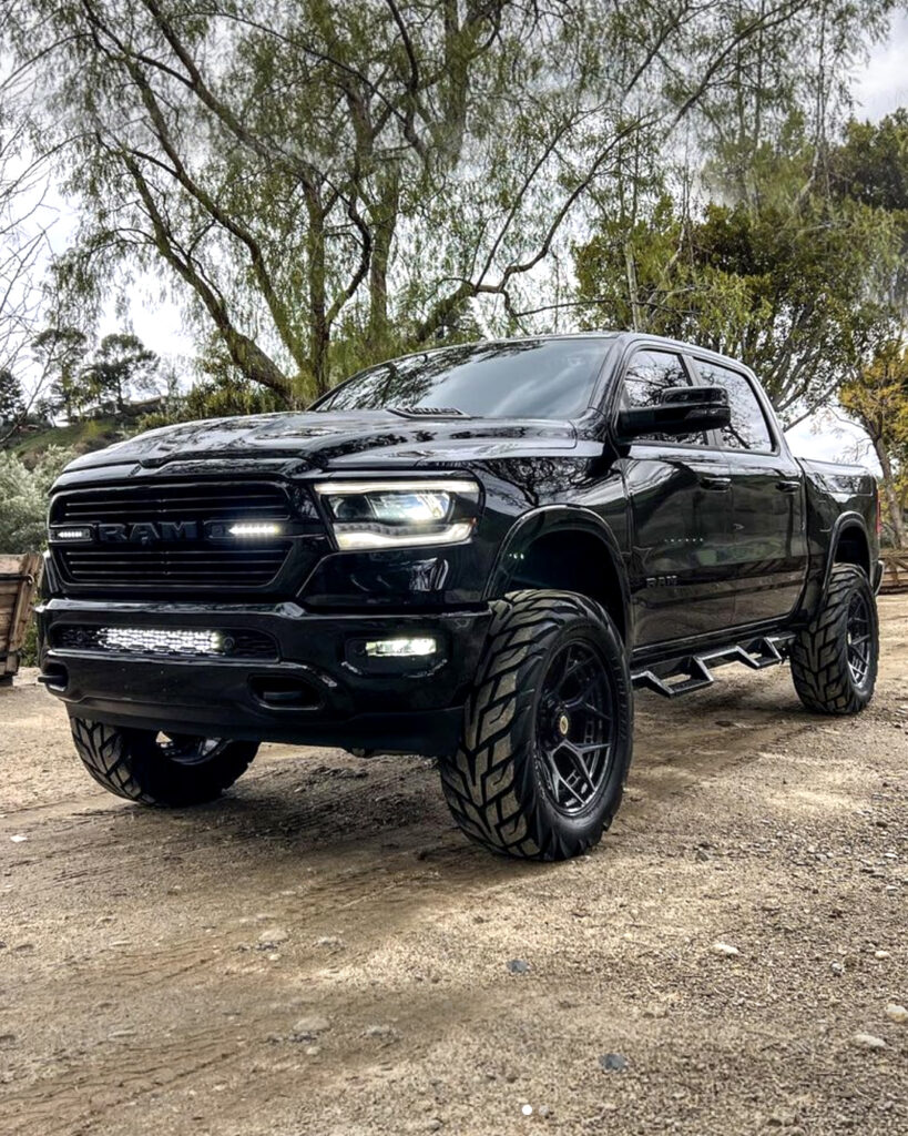 Dodge Ram with 22x10 Wheels 4PF6 Forged